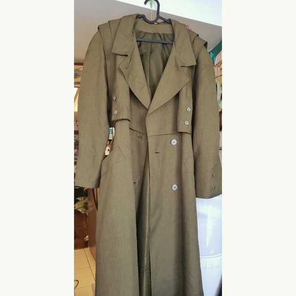 Extremely detailed olive trench coat - Picture 1 of 5
